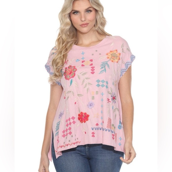 Johnny Was Tops - Like new! Johnny Was Katie Relaxed Drape 100 % Cotton raw hem Tee J13524 -2